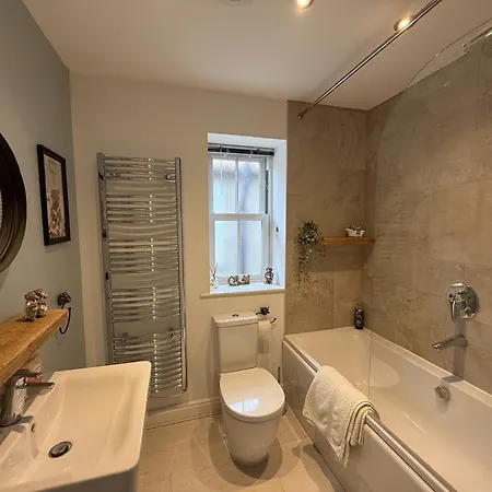 Rainbow's End At The Bay Filey, 2 Dogs Welcome, Sleeps 6 Filey
