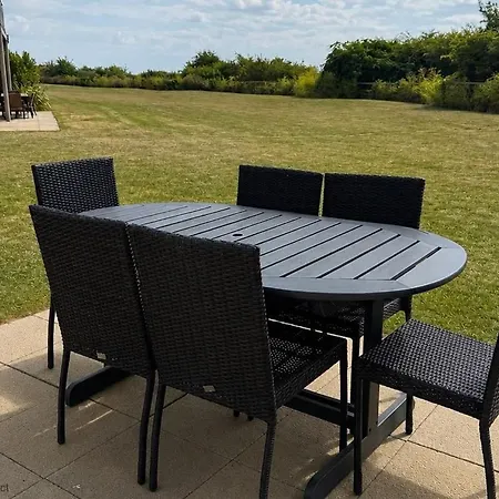 Rainbow's End At The Bay Filey, 2 Dogs Welcome, Sleeps 6 Filey