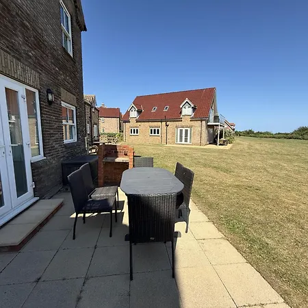 Rainbow's End At The Bay Filey, 2 Dogs Welcome, Sleeps 6 Filey